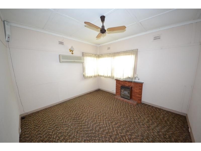 64 Wyatt Avenue, Regents Park NSW 2143