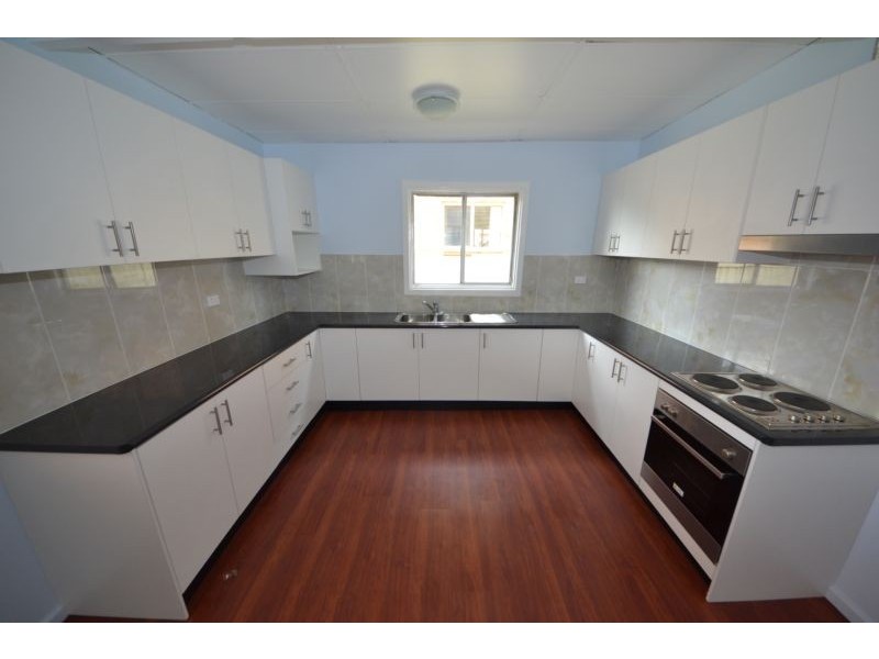 124 Kingsland Road, Regents Park NSW 2143