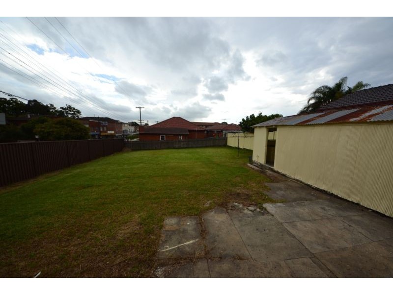 124 Kingsland Road, Regents Park NSW 2143