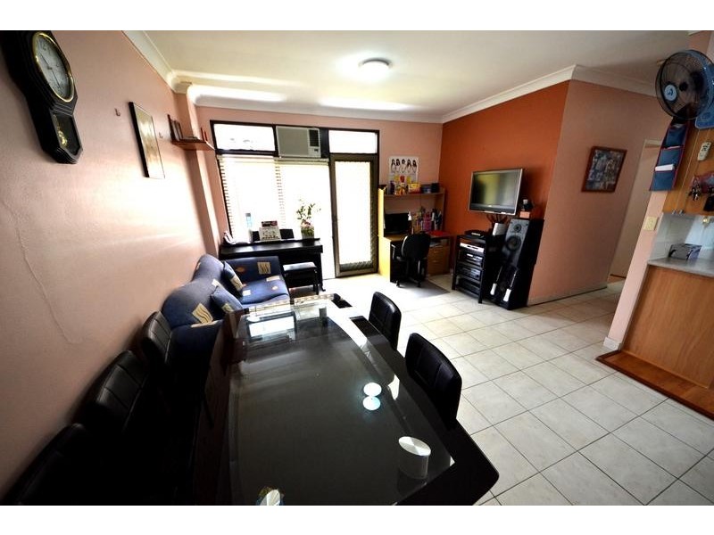 8/8 Edwin Street, Regents Park NSW 2143