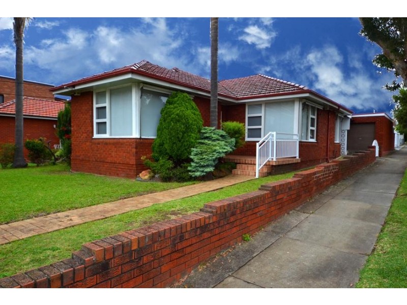 18 Hyde Park Road, Berala NSW 2141