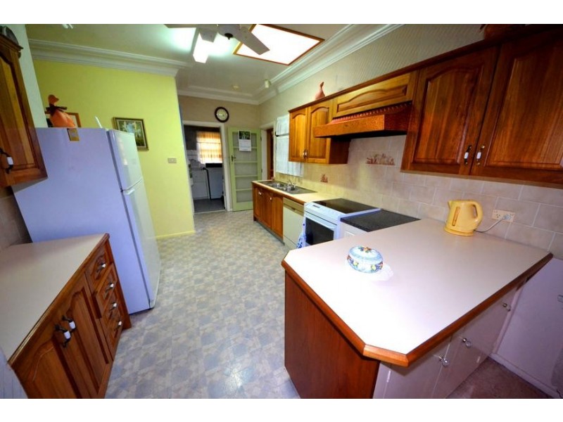 18 Hyde Park Road, Berala NSW 2141