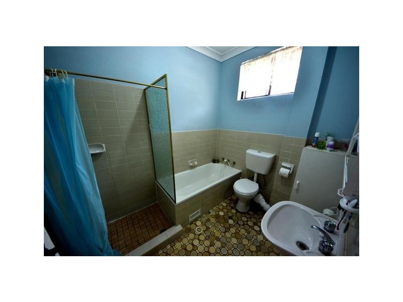 8/8 Edwin Street *APP*, Regents Park NSW 2143