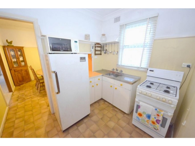 18 Bradley Avenue, Berala NSW 2141