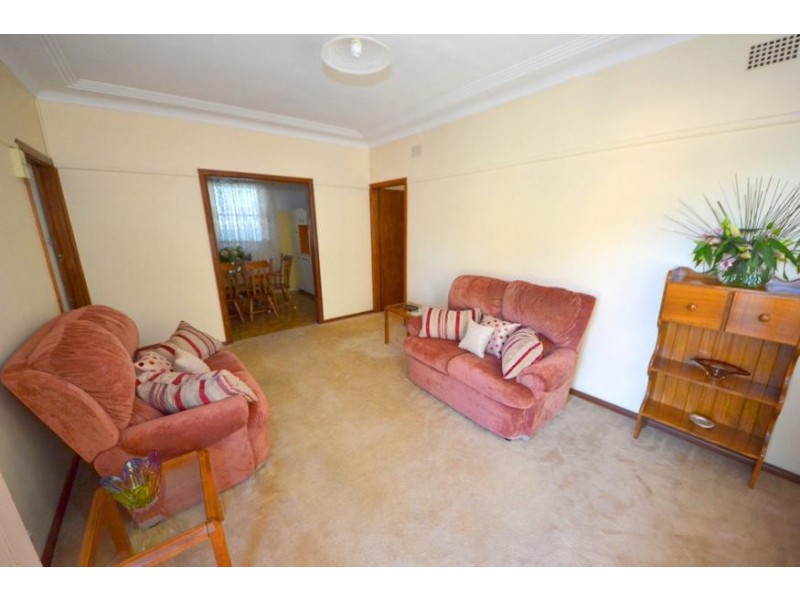 18 Bradley Avenue, Berala NSW 2141