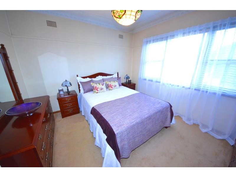 18 Bradley Avenue, Berala NSW 2141