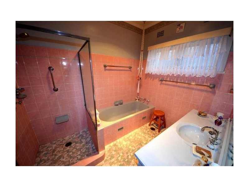 18 Hyde Park Road, Berala NSW 2141