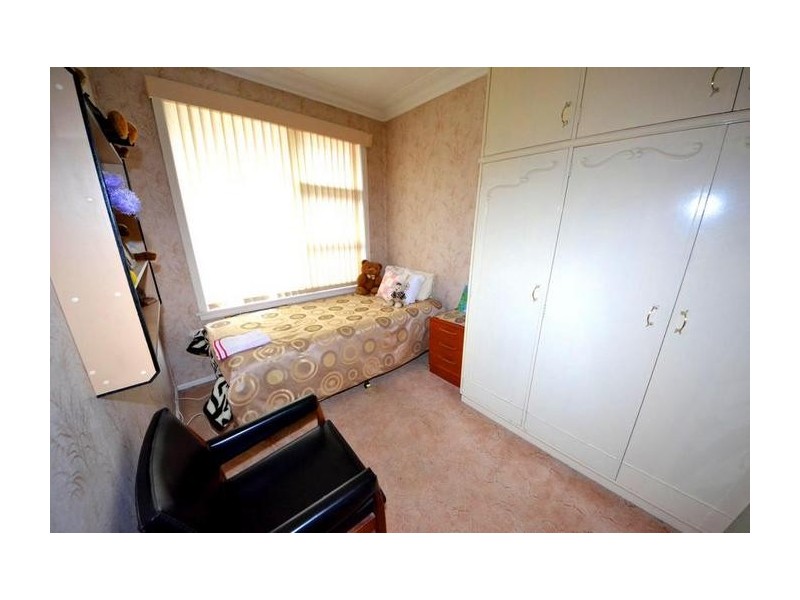 18 Hyde Park Road, Berala NSW 2141