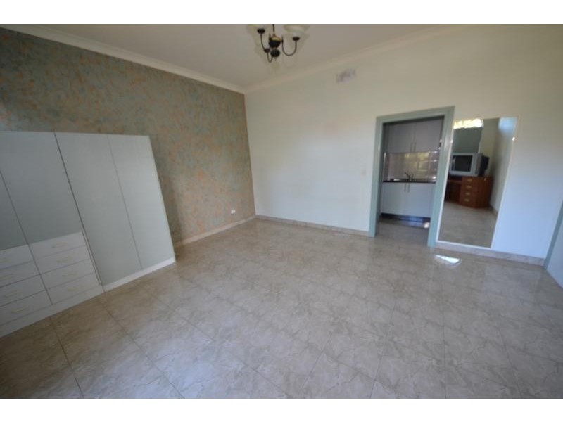 141 Harrow Road, Auburn NSW 2144