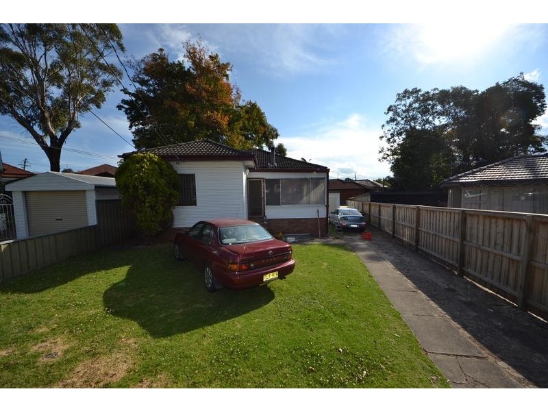 5 Leonie Crescent *APP*, Berala NSW 2141