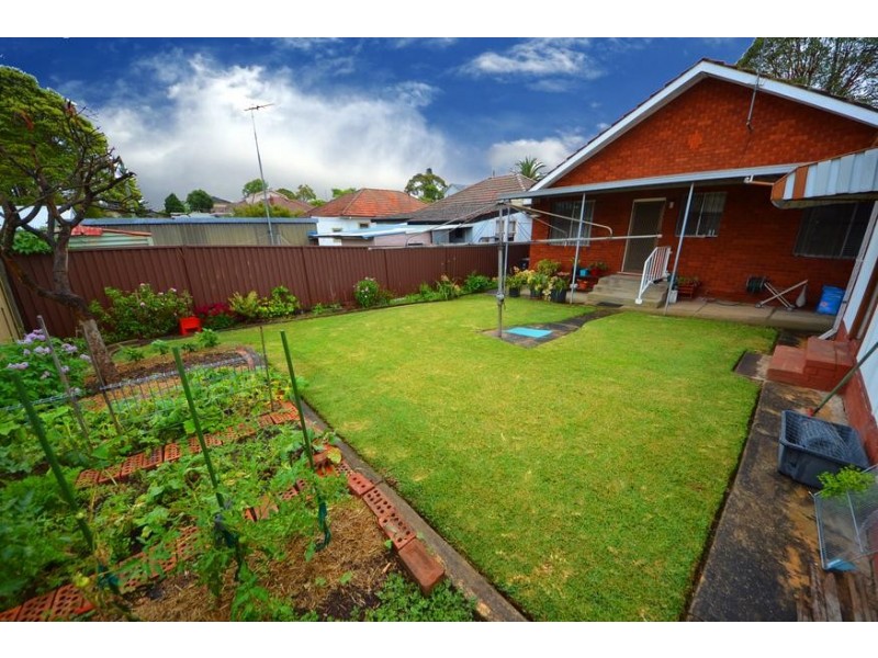 12 Dunbar Avenue, Regents Park NSW 2143