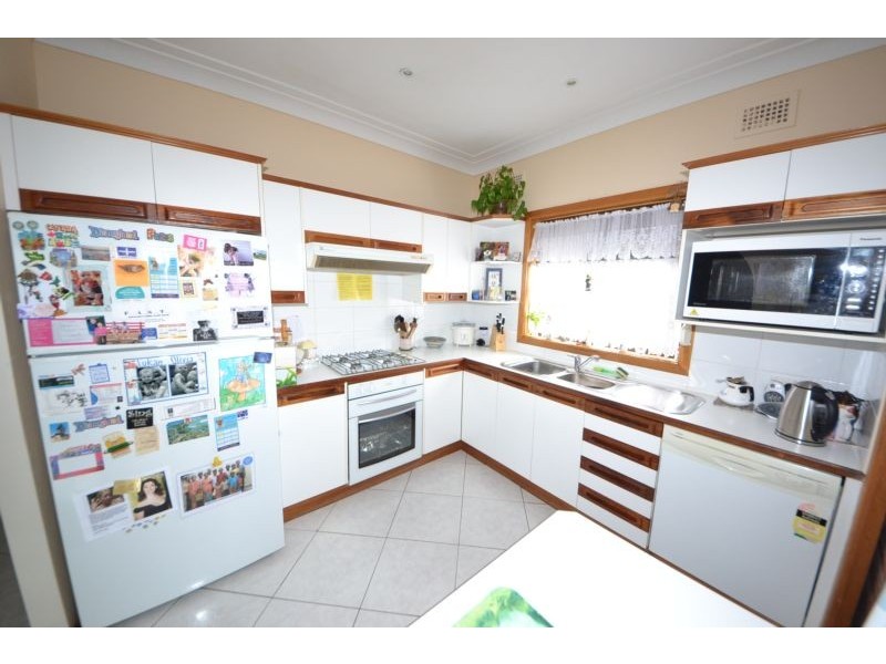 20 Woodland Road, Chester Hill NSW 2162