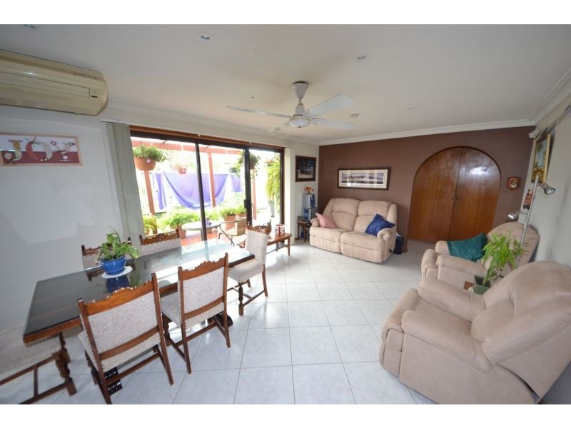 20 Woodland Road, Chester Hill NSW 2162