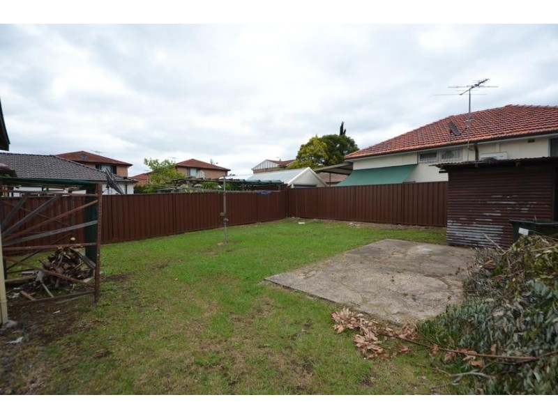 32 Woodburn Road, Berala NSW 2141