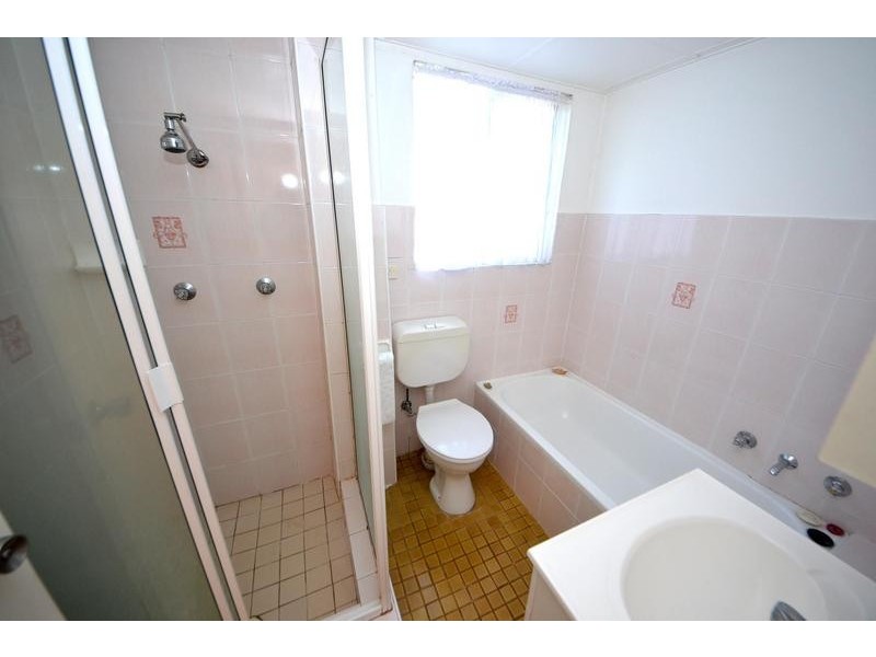 2/136 Woodburn Road, Berala NSW 2141