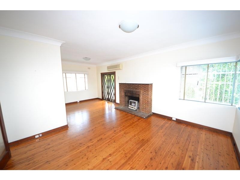 21 Oaks Avenue, Eastwood NSW 2122