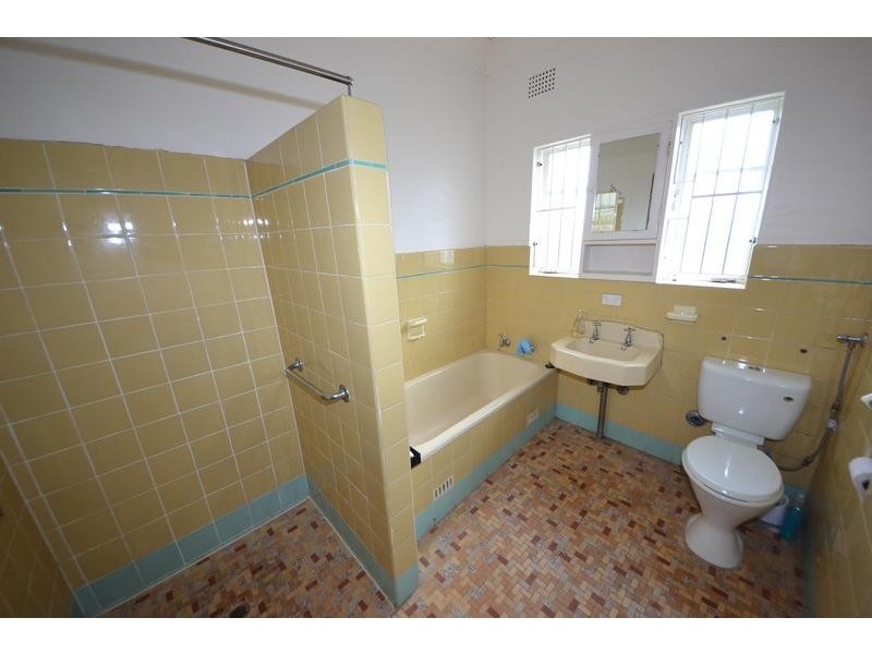 21 Oaks Avenue, Eastwood NSW 2122