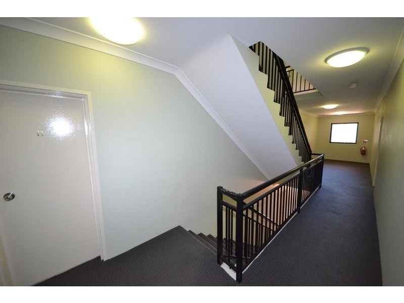 8/72 Constitution Road, Meadowbank NSW 2114