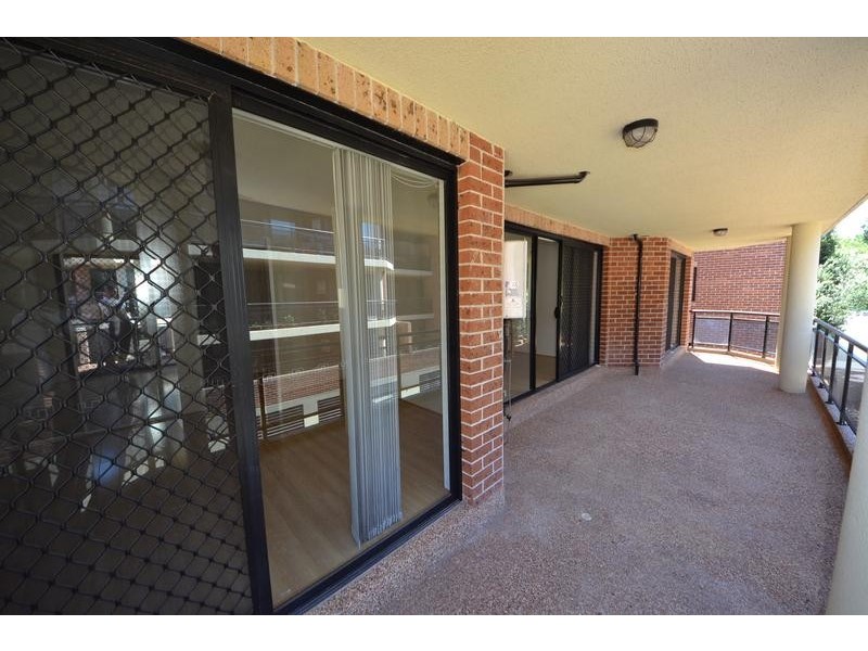 8/72 Constitution Road, Meadowbank NSW 2114