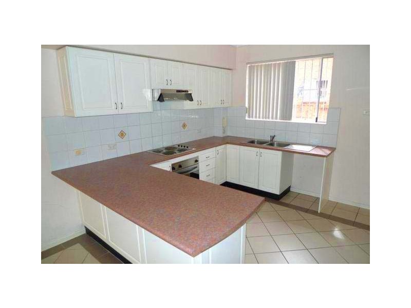 6/46 Amy Street, Regents Park NSW 2143