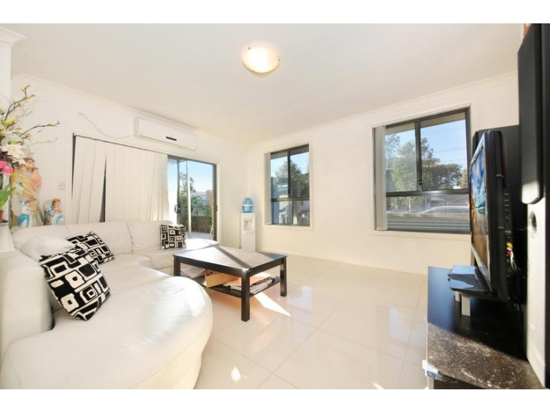 2/58 Oxford Street, Berala NSW 2141