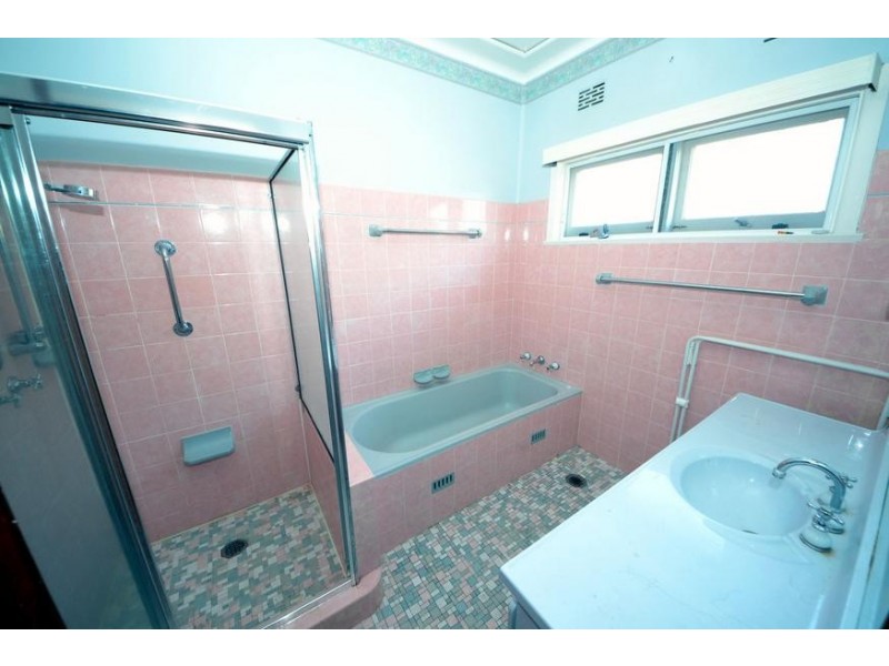 18 Hyde Park, Berala NSW 2141