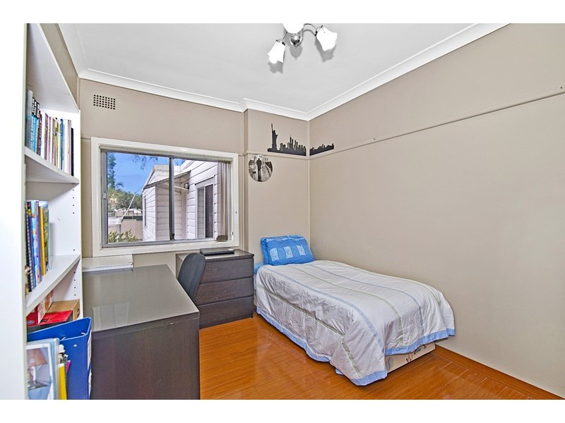 13 Smith Street, Regents Park NSW 2143