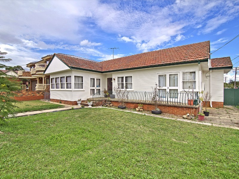 2 Leila Street, Berala NSW 2141