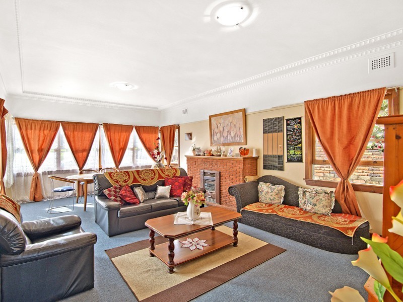 2 Leila Street, Berala NSW 2141