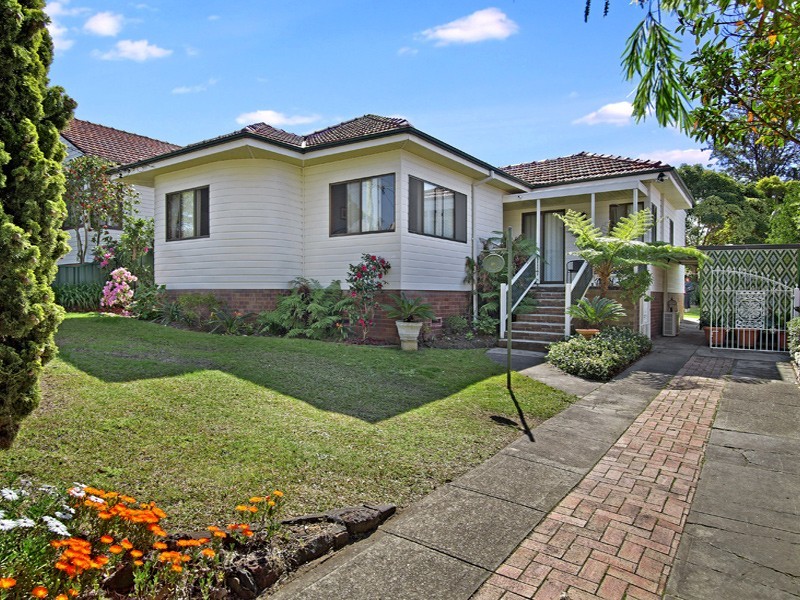 10 Kibo Road, Regents Park NSW 2143