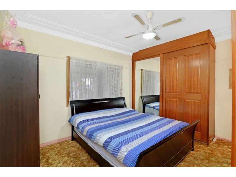 4 Berry Street, Regents Park NSW 2143