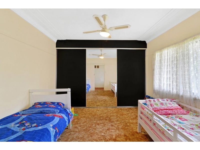 4 Berry Street, Regents Park NSW 2143