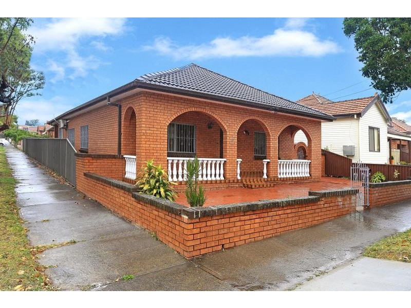 64 Cumberland Road, Auburn NSW 2144