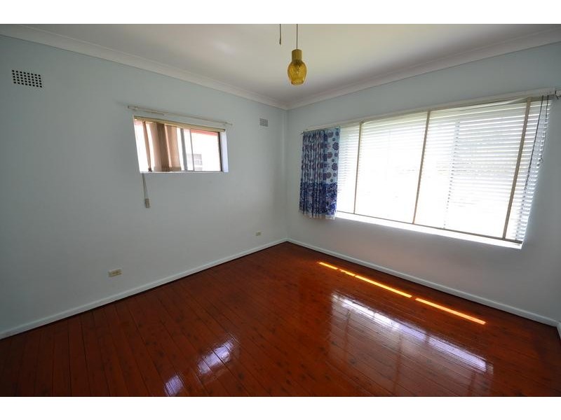 73 Regent Street, Regents Park NSW 2143