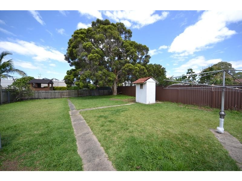 73 Regent Street, Regents Park NSW 2143