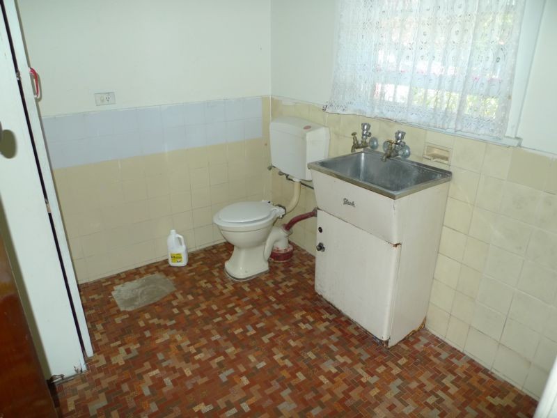 68 Amy Street *APP*, Regents Park NSW 2143