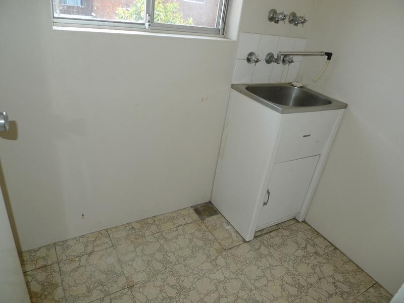 18/27 The Crescent, Berala NSW 2141