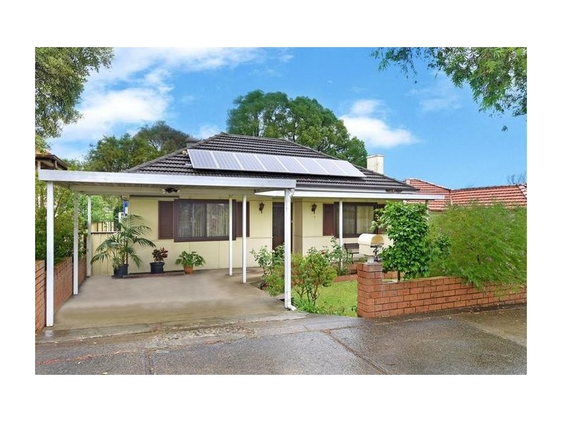 4 Berry Street *APP*, Regents Park NSW 2143
