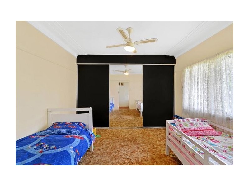 4 Berry Street *APP*, Regents Park NSW 2143