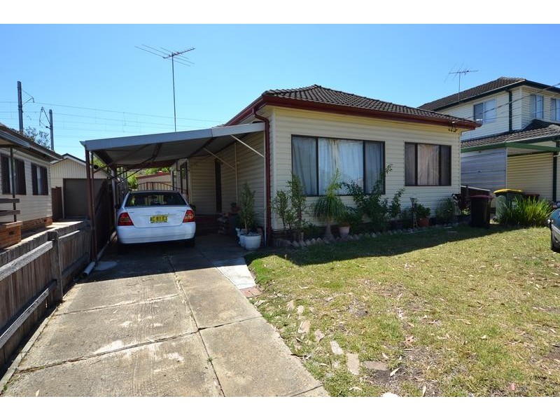 17 Vivian Crescent, Berala NSW 2141