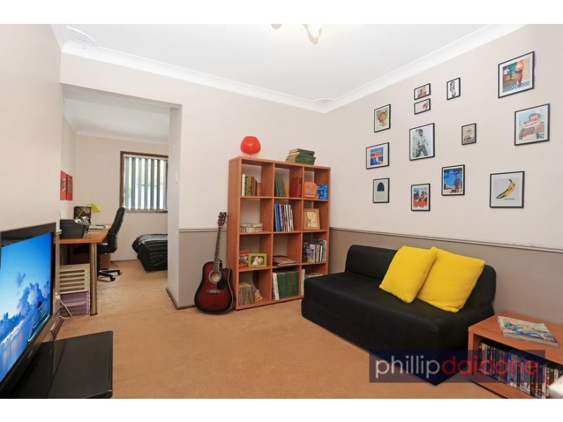 6 Greatrex Avenue, Regents Park NSW 2143