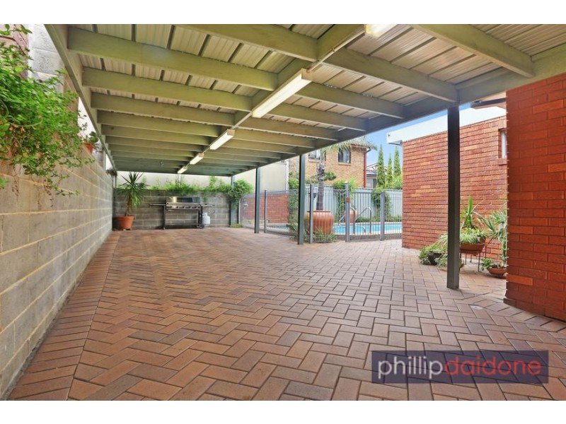 6 Greatrex Avenue, Regents Park NSW 2143