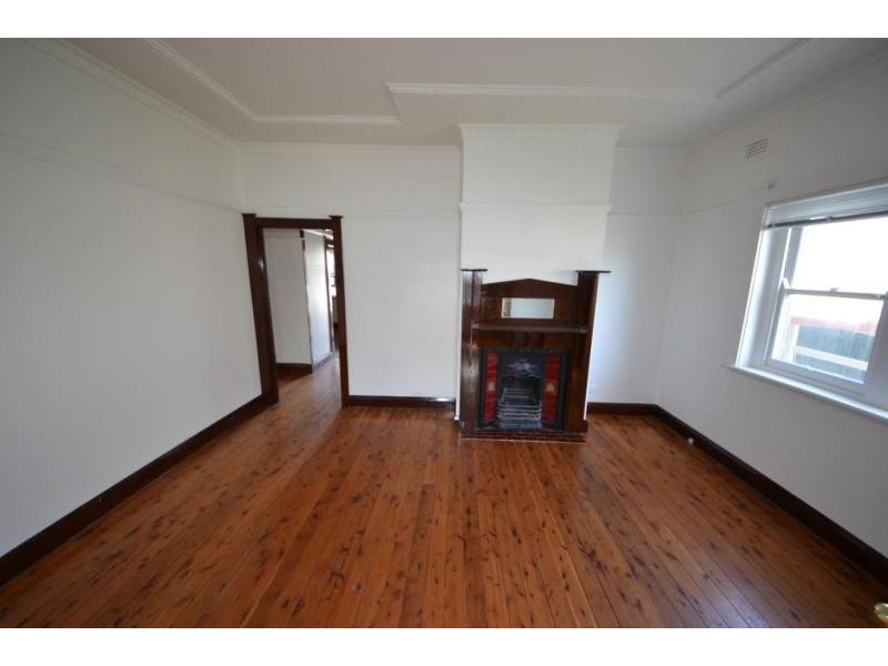 31 Victoria Street East *DEP*, Lidcombe NSW 2141