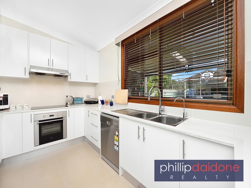 158 Amy Street, Regents Park NSW 2143