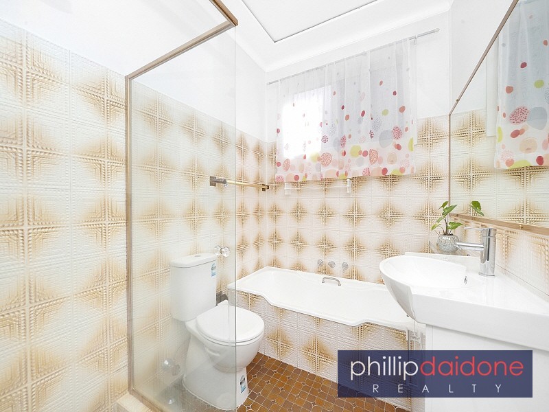 158 Amy Street, Regents Park NSW 2143