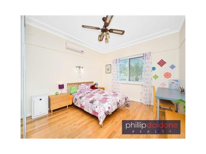 158 Amy Street, Regents Park NSW 2143