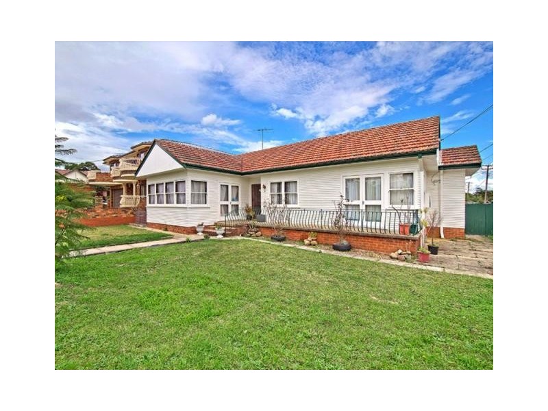 2 Leila Street, Berala NSW 2141