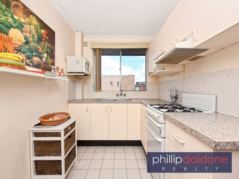 9/90 Regent Street, Regents Park NSW 2143