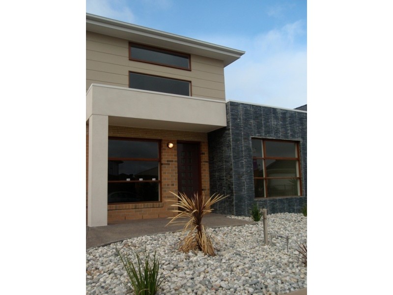 Caroline Springs VIC 3023