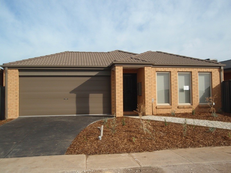 Lot 1059, 14 Tiverton Parkway, Derrimut VIC 3030